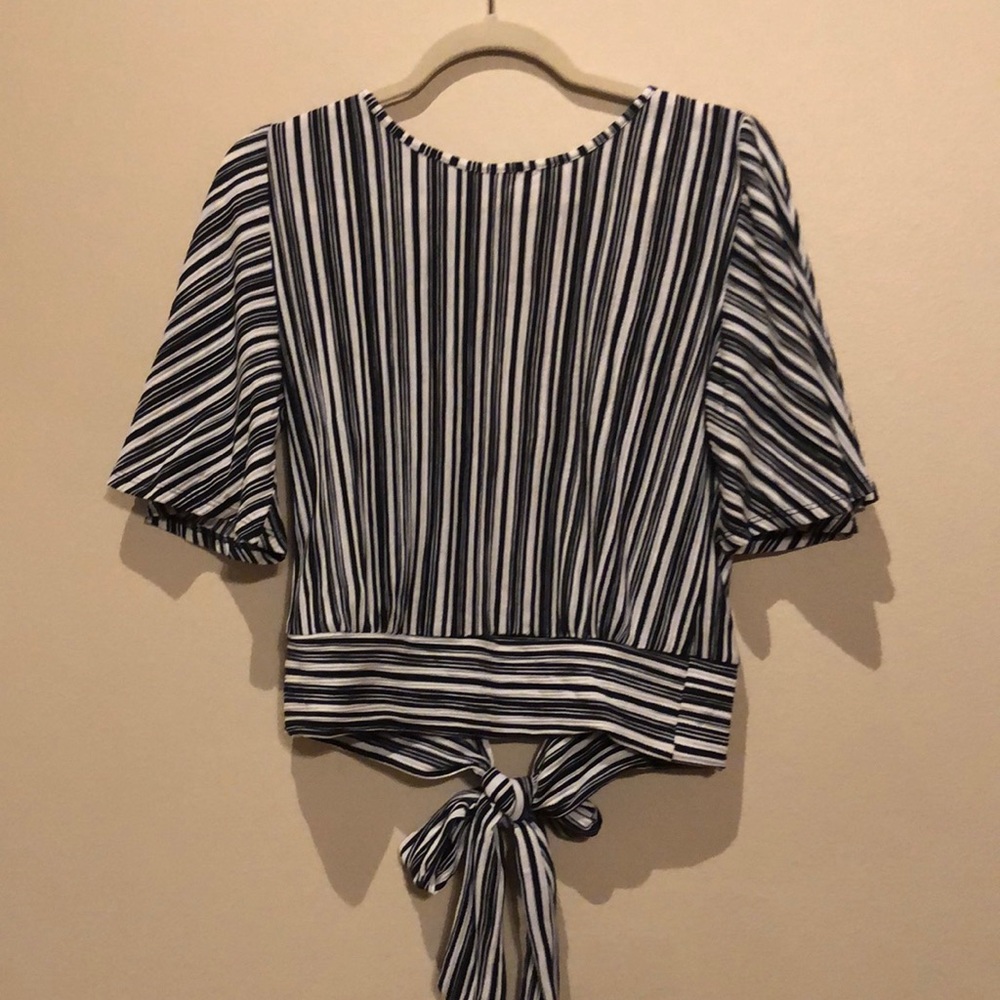 Daytrip Cropped Dressy Top